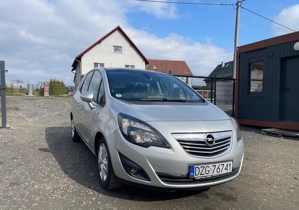 Opel Meriva cena 25499 przebieg: 179000, rok produkcji 2011 z Moryń małe 407